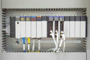 Programmable-Logic-Controller-PLC-comprised-of-analog-digital-input
